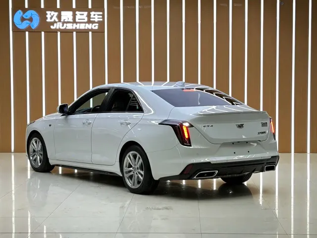Cadillac CT4 — Фото автомобиля 14