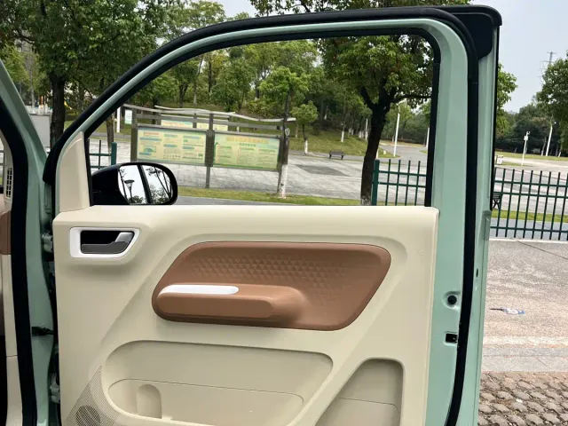 Wuling Hongguang Mini EV — Фото автомобиля 20