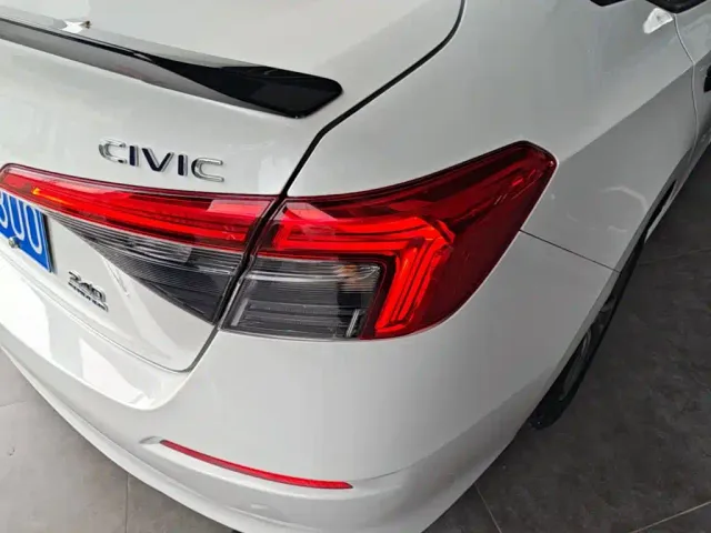 Honda Civic — Фото автомобиля 7