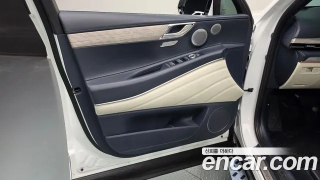 Genesis GV80 — Фото автомобиля 13