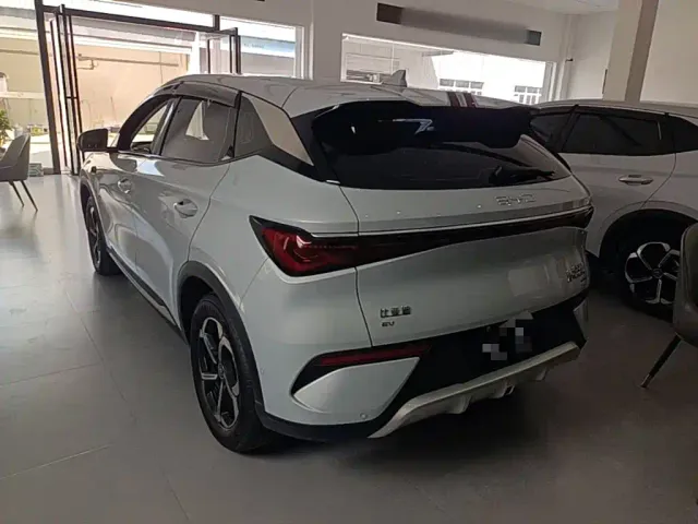 BYD Yuan PLUS — Фото автомобиля 4