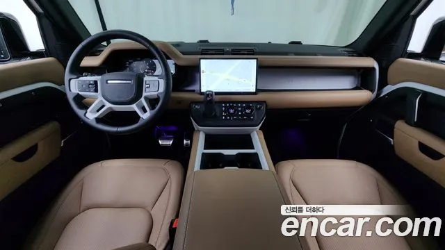 Land Rover Defender — Фото автомобиля 7
