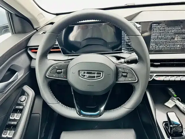 Geely Binrui — Фото автомобиля 6