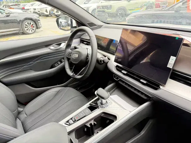 Geely Xingrui — Фото автомобиля 12