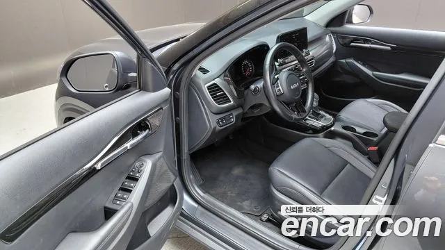 Kia Seltos Seltos Бензин 1.6 турбо 2WD — Фото автомобиля 10