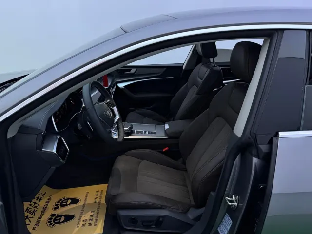 Audi A7L — Фото автомобиля 28