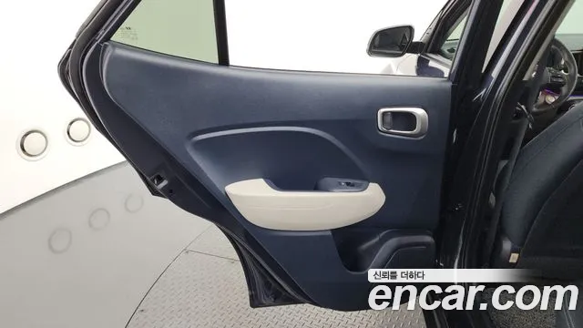 Hyundai Venue Venue 1.6 Modern Plus — Фото автомобиля 24