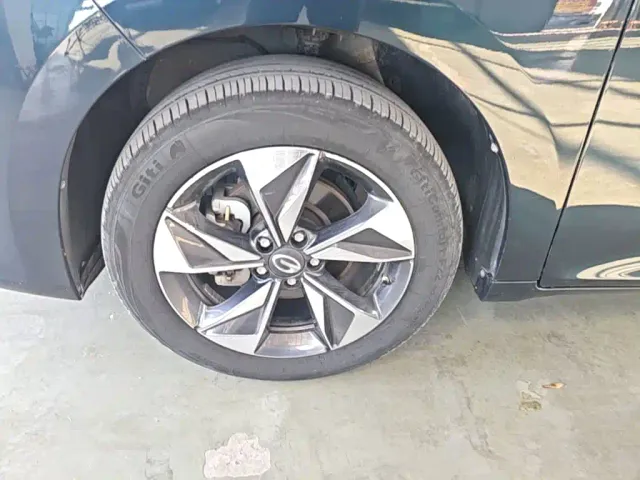 GAC Trumpchi M6 — Фото автомобиля 22