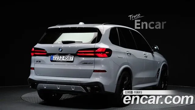 BMW X5 — Фото автомобиля 2