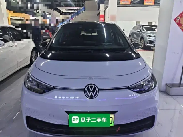 Volkswagen ID.3 — Фото автомобиля 2