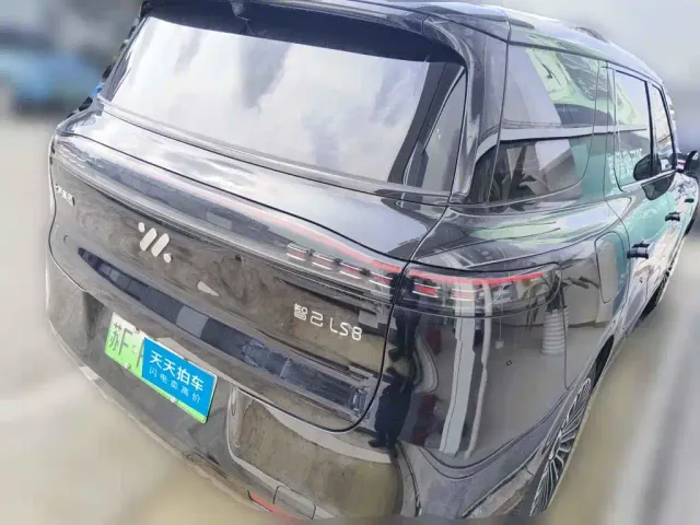 IM Motors LS8 — Фото автомобиля 5