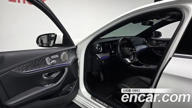Mercedes-Benz E-Class E-класс W213 — Фото автомобиля 12