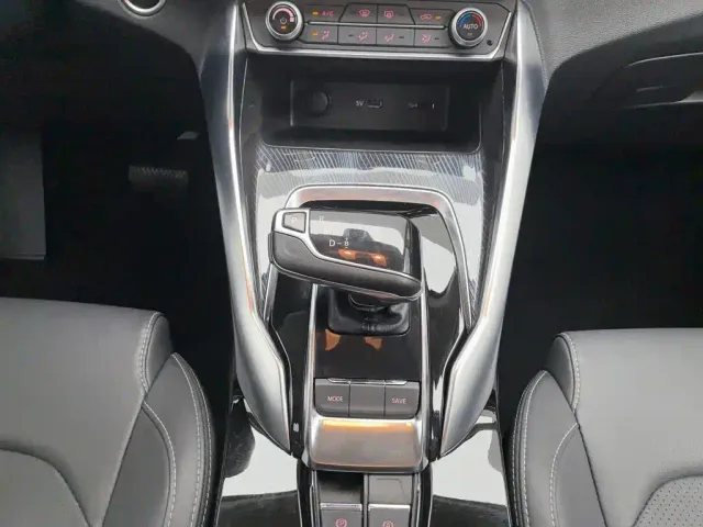 Maxus Dajia 5 — Фото автомобиля 13