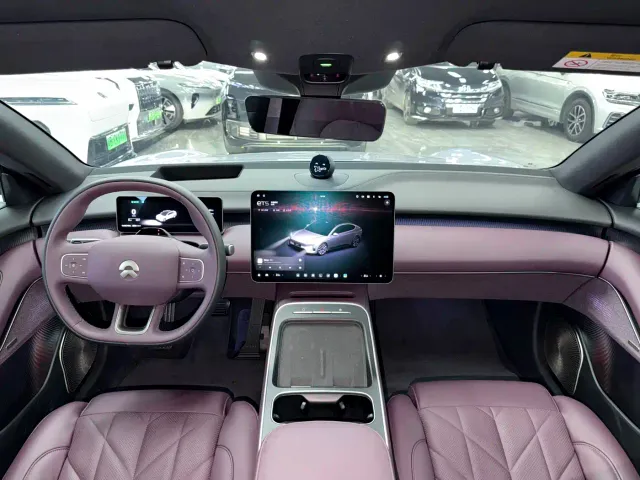 Nio ET5 — Фото автомобиля 12