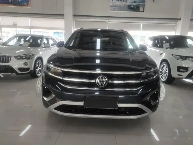 Volkswagen Talagon — Фото автомобиля 2