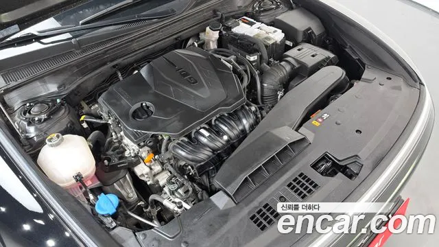 Hyundai Grandeur GN7 — Фото автомобиля 9