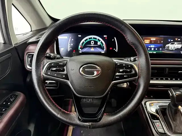 GAC Trumpchi M6 — Фото автомобиля 5