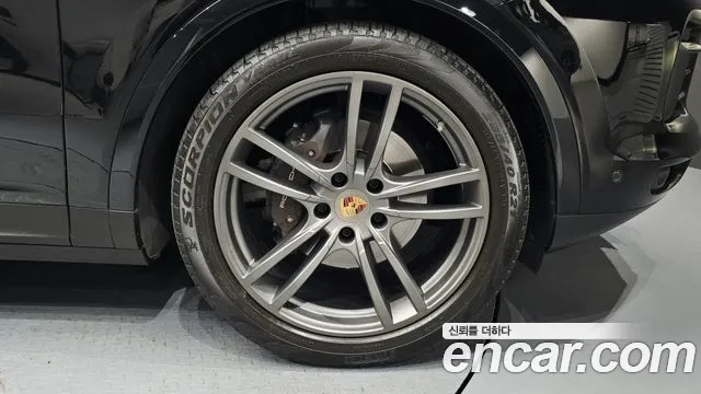 Porsche Cayenne PO536 — Фото автомобиля 6