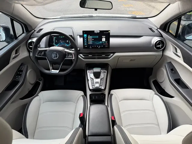 BYD Yuan Pro — Фото автомобиля 14