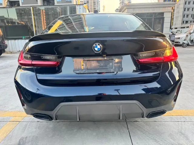BMW 3 Series — Фото автомобиля 6