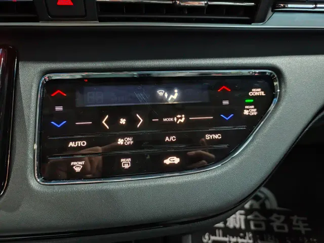 Honda Odyssey — Фото автомобиля 14
