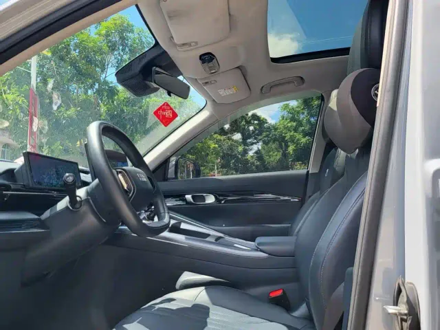 Geely Galaxy E5 — Фото автомобиля 8