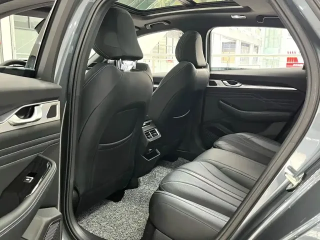Geely Xing Rui 2023 1.5TD Kunlun Edition — Фото автомобиля 5