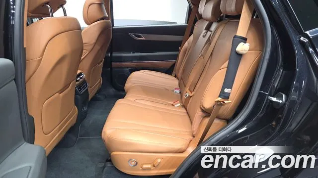 Genesis GV80 — Фото автомобиля 17