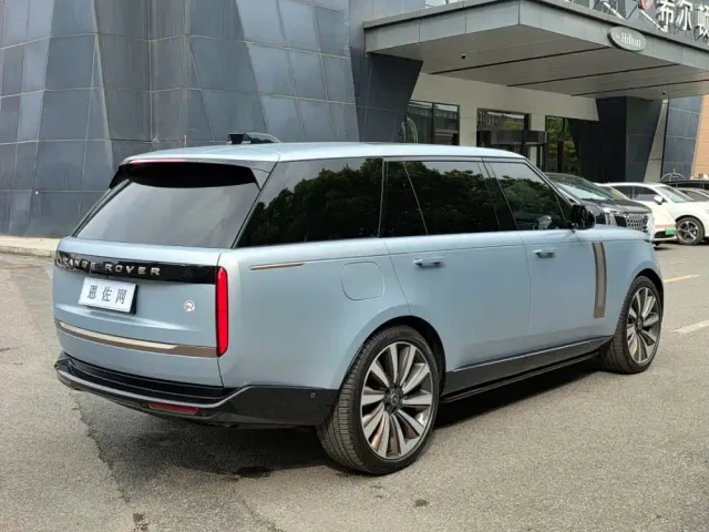 Land Rover Range Rover — Фото автомобиля 15