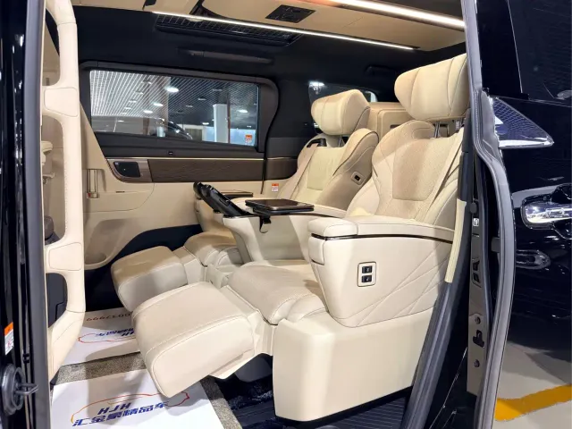 Toyota Vellfire — Фото автомобиля 11