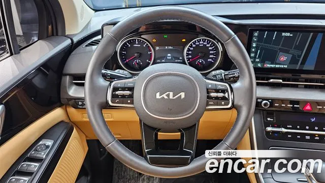 Kia Carnival Generation 4 — Фото автомобиля 13