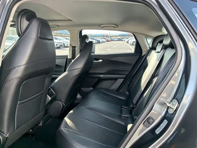 Changan Lamore — Фото автомобиля 6
