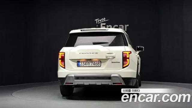 KGM Torres — Фото автомобиля 4