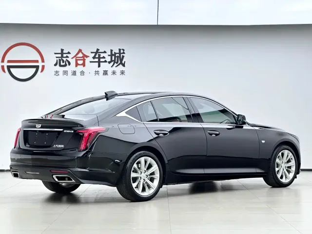 Cadillac CT5 — Фото автомобиля 5