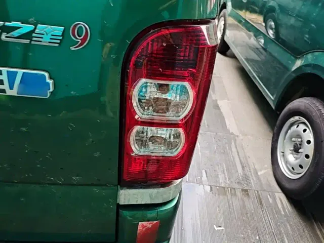 Changan Star 9 EV — Фото автомобиля 23