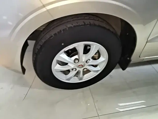 Wuling Motors Wuling Hongguang V 2021 1.5L Facelift Power Enjoy Edition LAR — Фото автомобиля 22