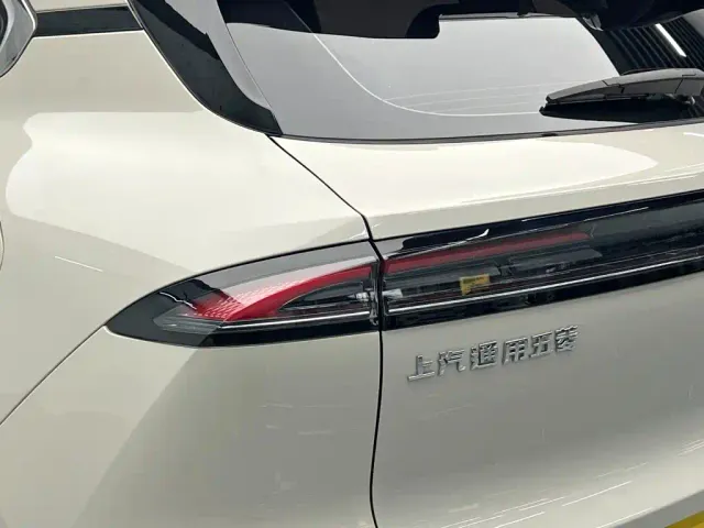 Baojun Yunhai — Фото автомобиля 10
