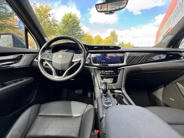 Cadillac XT6 — Фото автомобиля 9