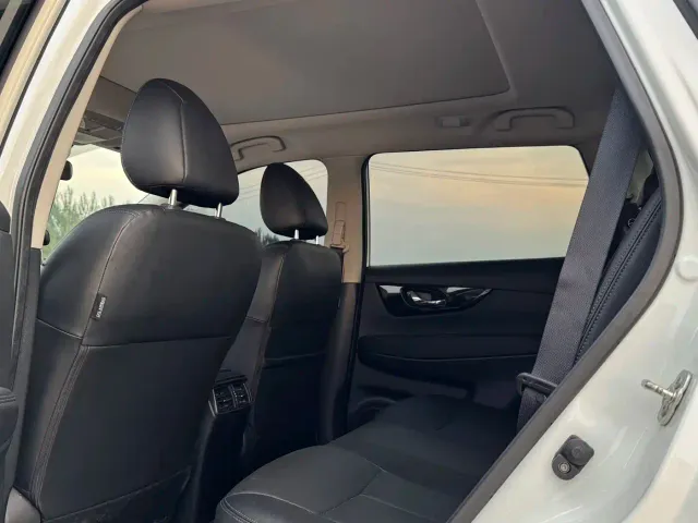 Nissan X-Trail — Фото автомобиля 11