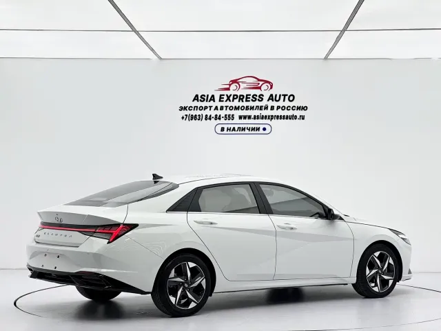 Hyundai Elantra — Фото автомобиля 6