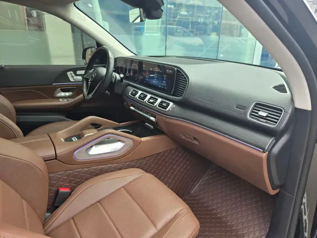 Mercedes-Benz GLE-Class — Фото автомобиля 16