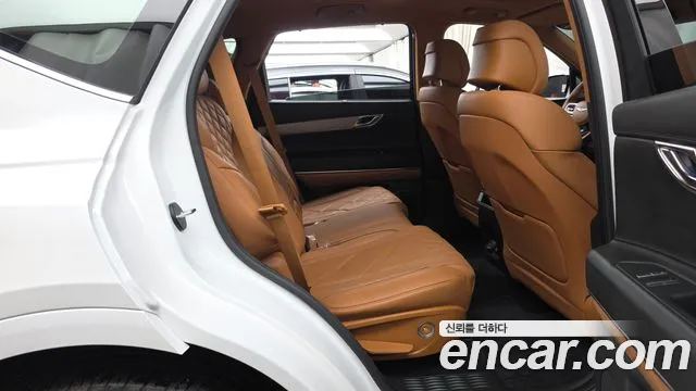Genesis GV80 — Фото автомобиля 17