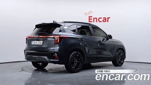 Kia Seltos Бензин 1.6 турбо 2WD — Фото автомобиля 2