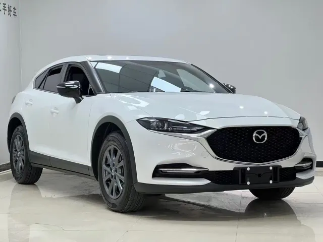 Mazda CX-4 — Фото автомобиля 3
