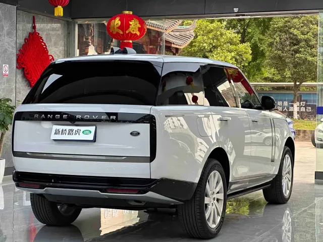 Land Rover Range Rover — Фото автомобиля 16