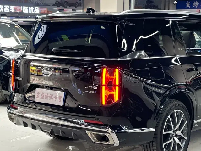 GAC Trumpchi GS8 — Фото автомобиля 8
