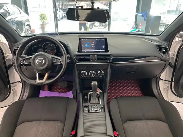 Mazda CX-4 — Фото автомобиля 8