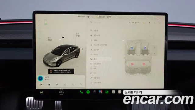 Tesla Model 3 — Фото автомобиля 16