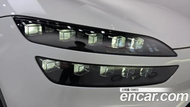 Genesis GV60 — Фото автомобиля 7