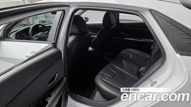 Hyundai Avante CN7 — Фото автомобиля 22